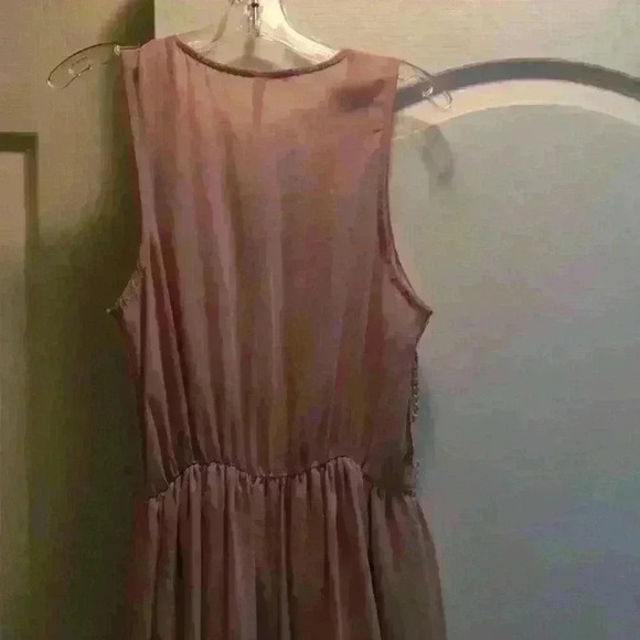 Light pink with lace overlay on bust maxi dress - Picture 4 of 4